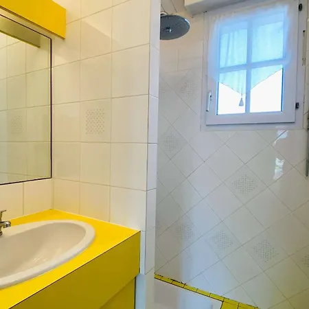 Au Calme, Avec Piscine 빌라 라플로트