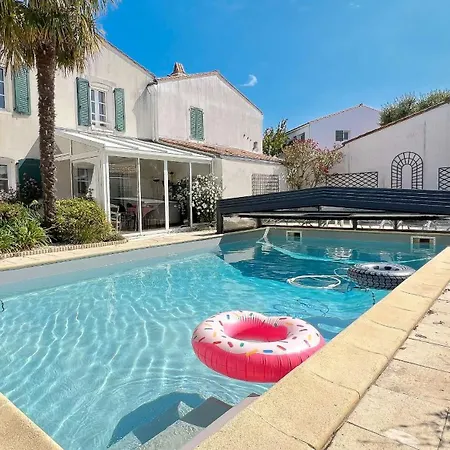 Au Calme, Avec Piscine